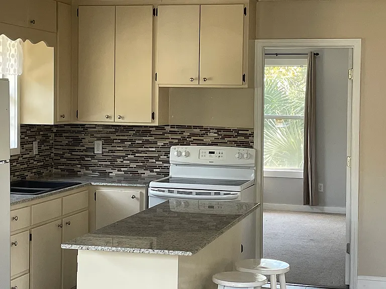 Paradise Point Rd — Photo 15