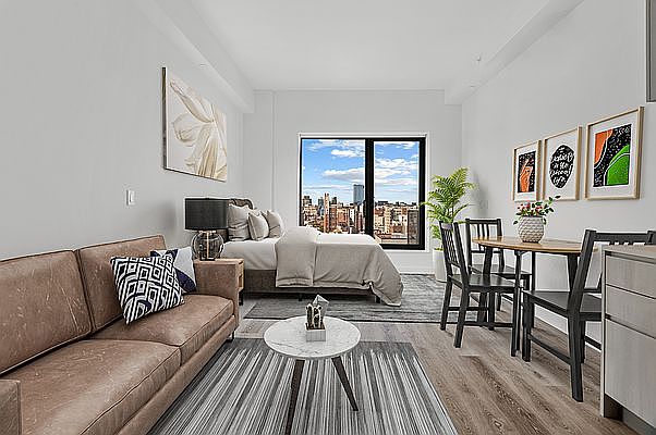 1st image of 171 Chrystie St APT 10D