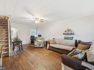216 Grant St, Parkesburg, PA 19365