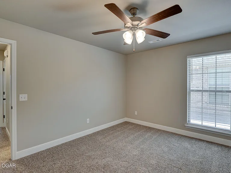2632 S Lois Ln — Photo 24