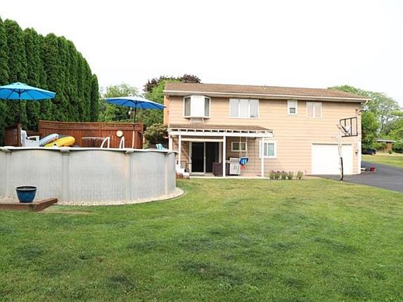 4th image of 912 Lincoln Ave