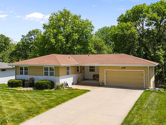 4th image of 3609 Armbrust Dr