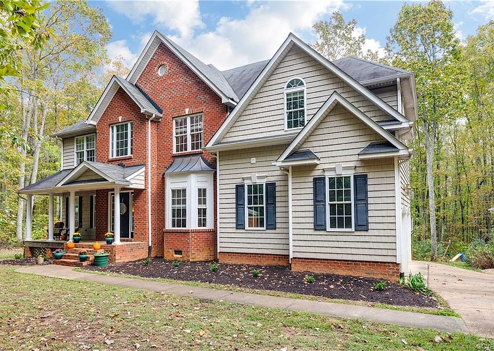 1st image of 5323 Woodstone Ct