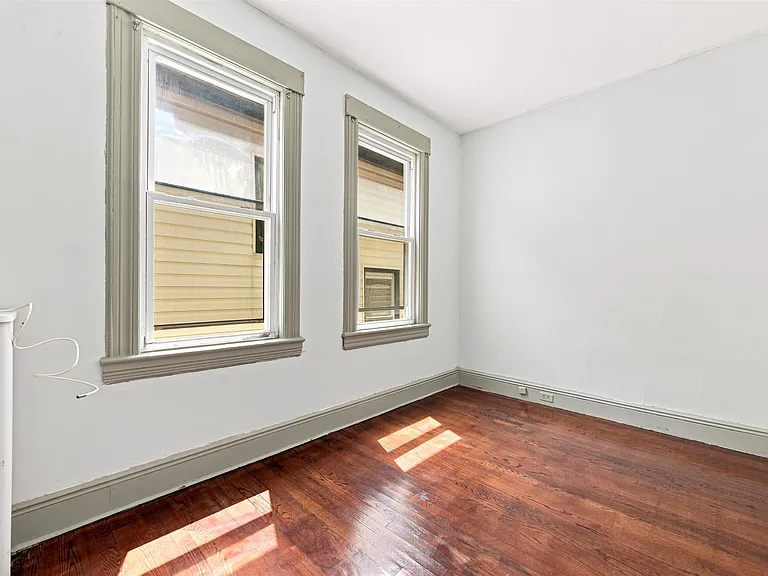 35 W 52nd St #2 — Photo 15