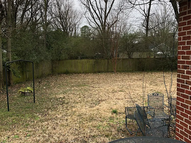707 Moss Rd — Photo 15