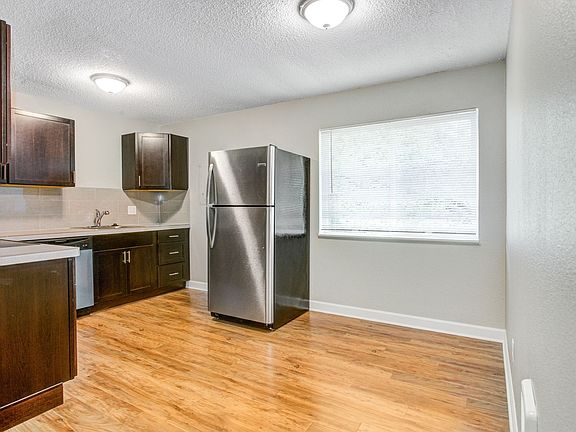 3rd image of 13306 SE Linden Ln #4