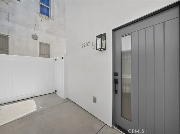2937 1/2 10th Ave, Los Angeles, CA