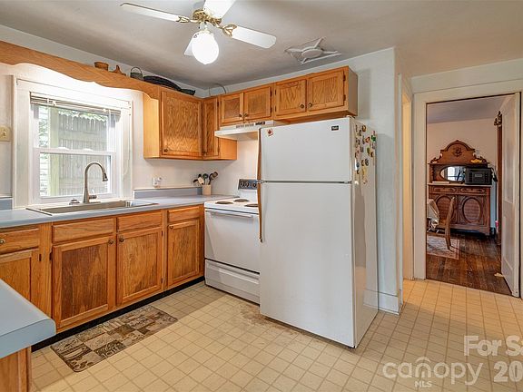 11th image of this home