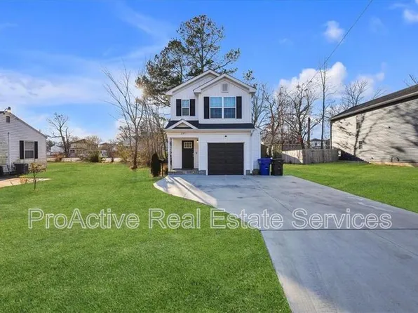 223 N 7th St, Suffolk, VA 23434