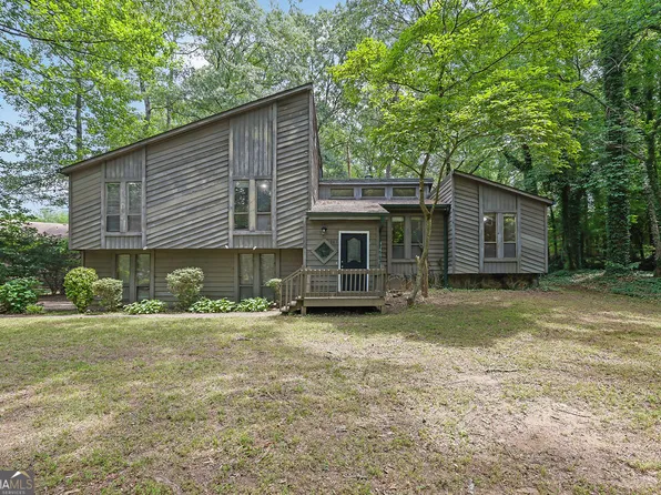 361 Gordon Valley Ln SW, Mableton, GA 30126