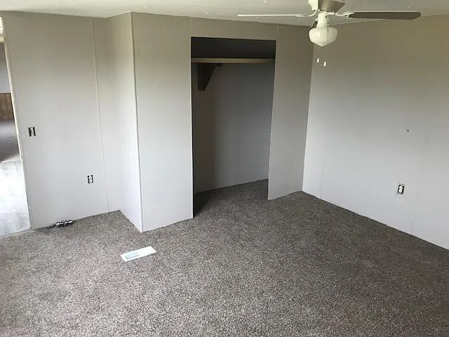 2 bed, 940 sqft, $1,000 — Photo 3