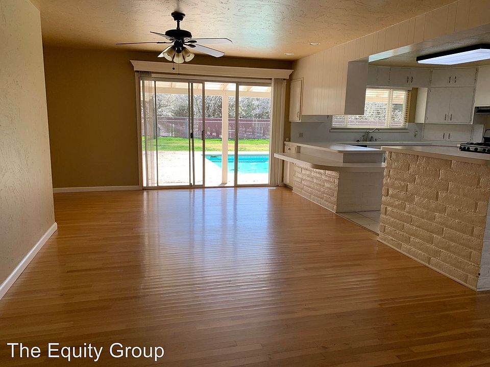1st image of 18155 W Mid Valley Ave