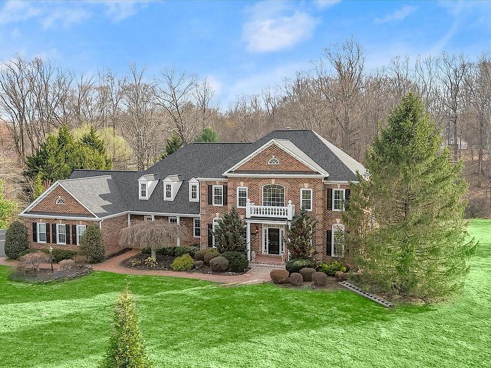 1st image of 13215 Twin Lakes Dr