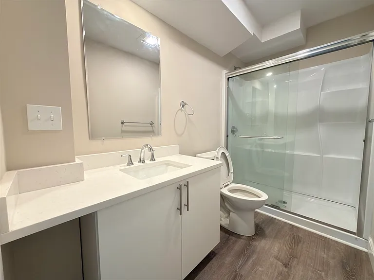 4 Glade St #3 — Photo 20
