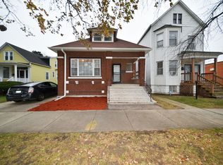 8310 S Marquette Ave, Chicago, IL 60617