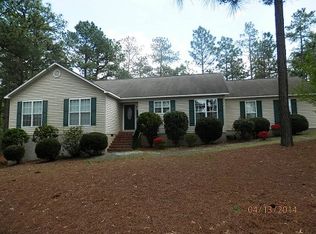 225 Brooks Ln, Southern Pines, NC 28387