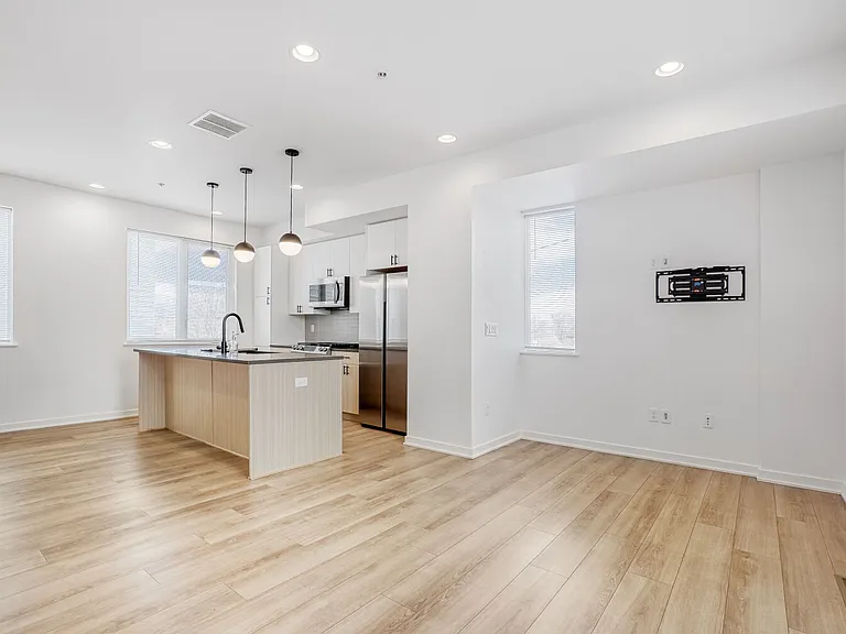 3101 W 47th Ave #19 — Photo 11
