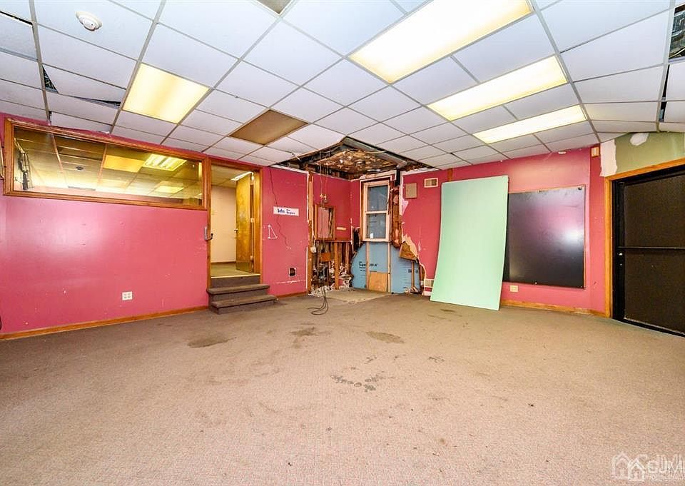 513 W Westfield Ave, Roselle Park, NJ 07204 Zillow