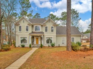 2099 Loganberry Dr, Fayetteville, NC 28304