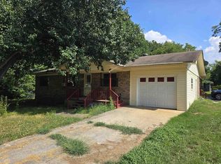 1927 Hobson Ave, Hot Springs, AR 71913