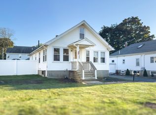 29 Aberdeen Rd, Framingham, MA 01702