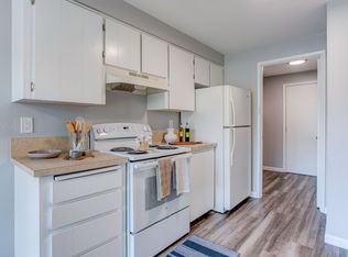 14302 SE Division St #8, Portland, OR 97236