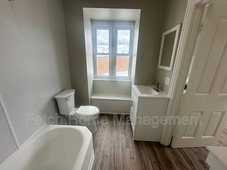 701 Walnut St #3 — Photo 15