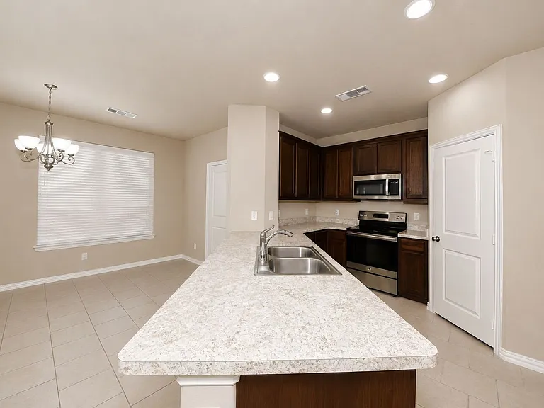 356 Emerald Creek Dr — Photo 12