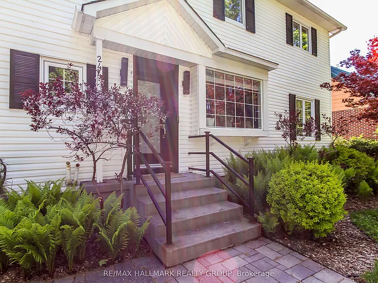 244 Greensway Ave — Photo 2