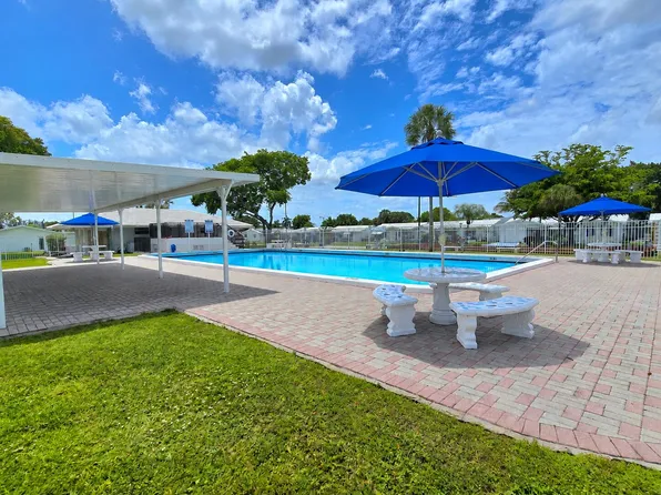 2501 W Golf Boulevard #127, Pompano Beach, FL 33064