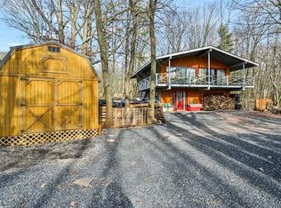 1617 David Ln, Effort, PA 18330