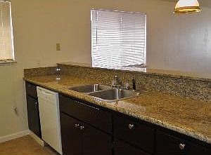 5th image of 2306 Long Island Dr