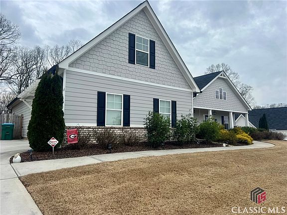 4th image of 274 River Meadows Drive