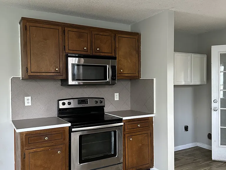 5091 Farm Valley Dr NE — Photo 8