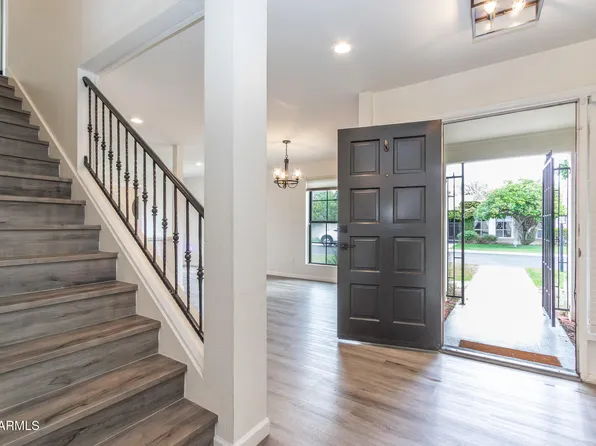 1327 W GLENDALE Avenue, Phoenix, AZ 85021