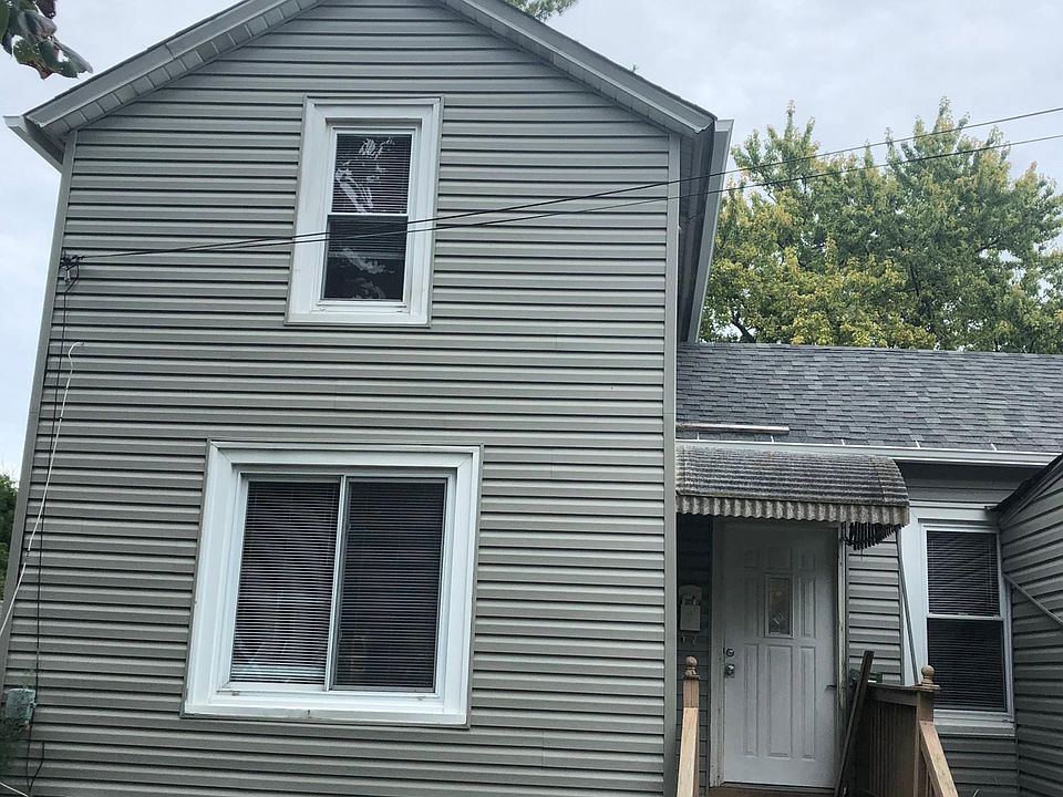 1st image of 215 S Lincoln Ave