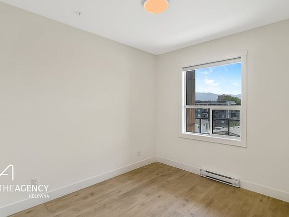 5th image of 1036 Coronation Ave #409