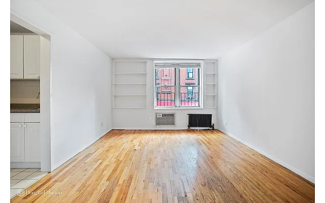 Rented by Douglas Elliman | media 2