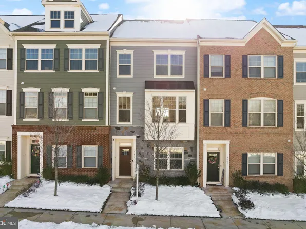 9439 Prince William St, Manassas, VA 20110