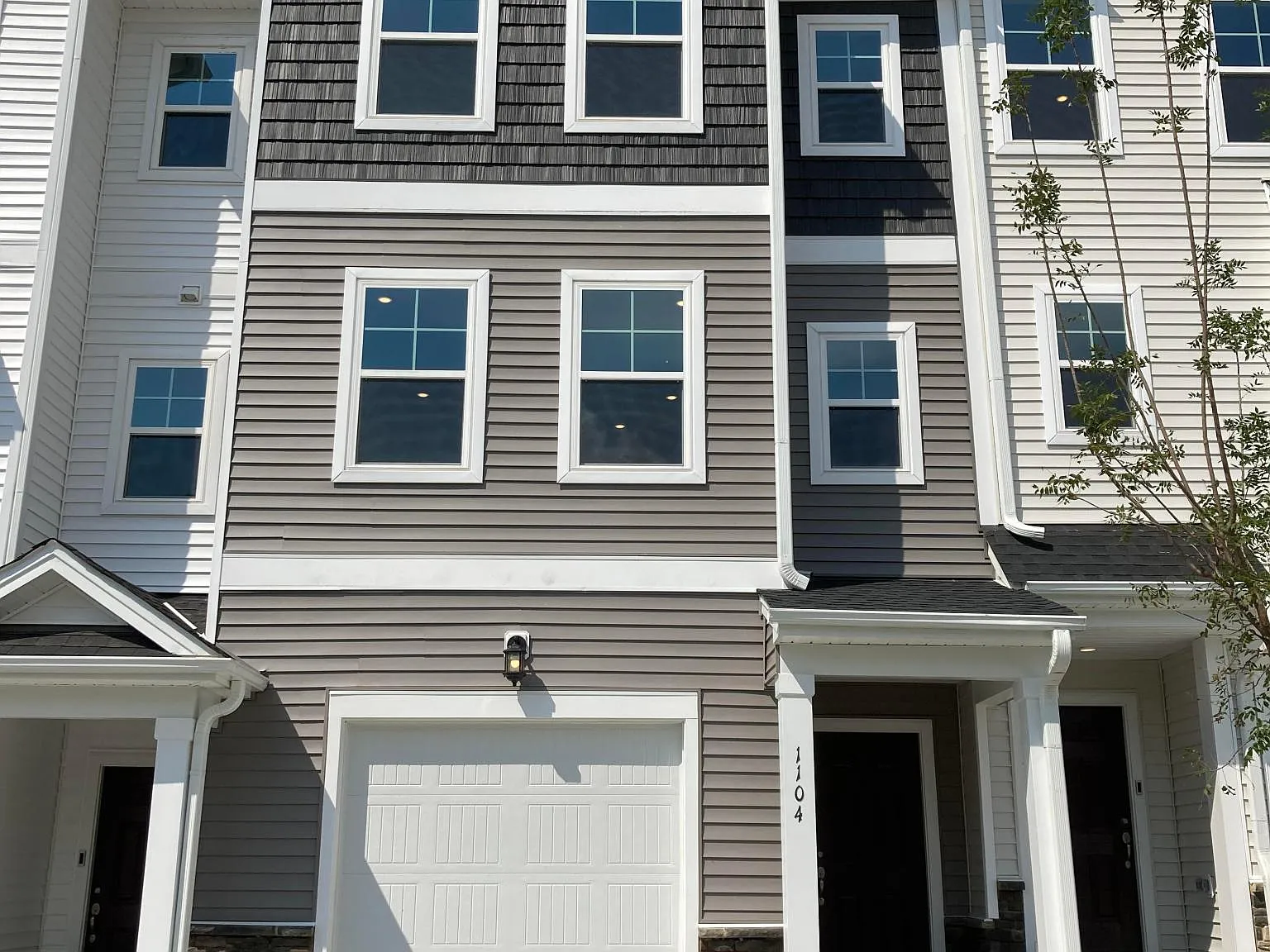 3 bed, 3.5 bath, 1858 sqft, $2,049 — Photo 1