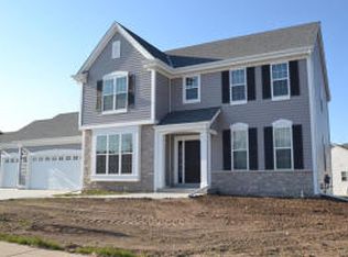 W205N17351 Spring Ridge Dr, Jackson, WI 53037