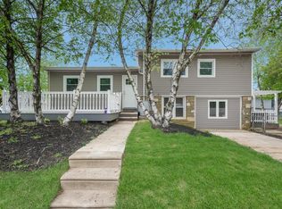 1039 Bingham St, Philadelphia, PA 19115