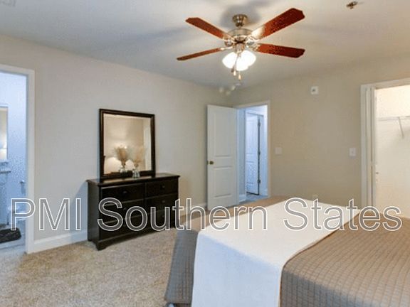 4th image of 208 Walnut Hill Dr Unit B