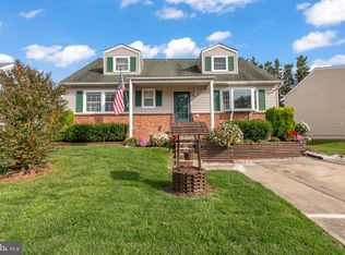 8611 Silver Knoll Dr, Perry Hall, MD 21128