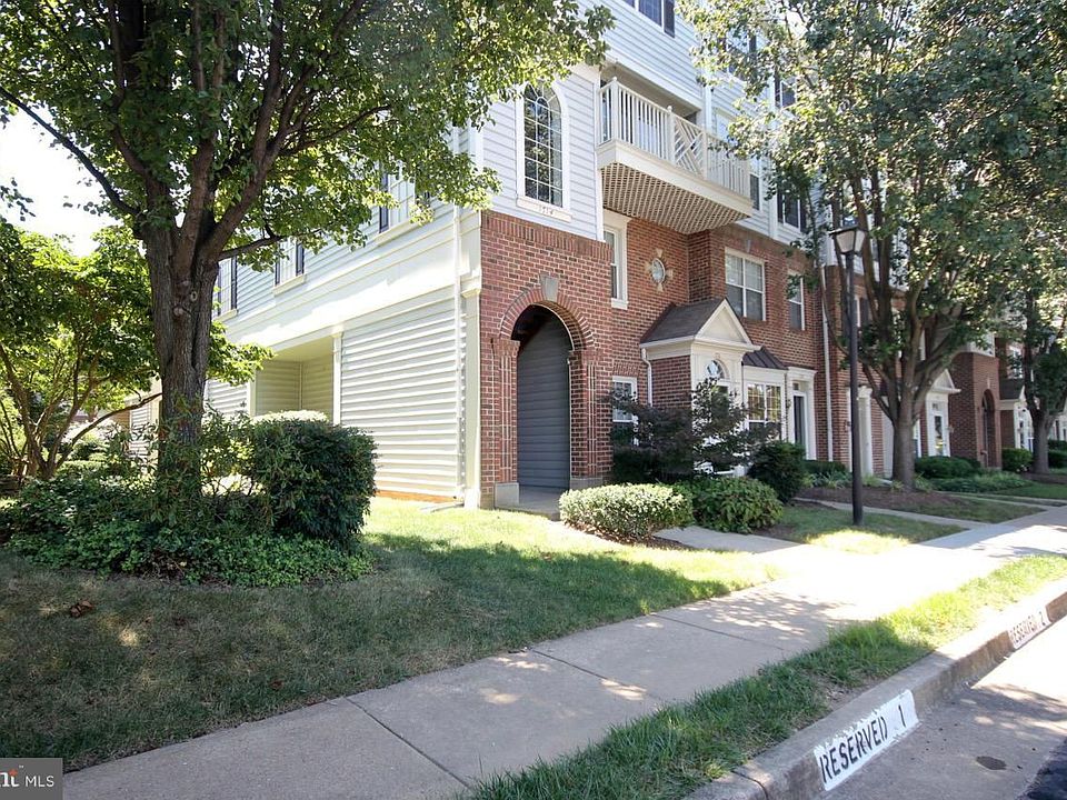 1st image of 1714 Osage St #301