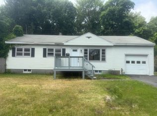 27 Hanifin Ave, Albany, NY 12205
