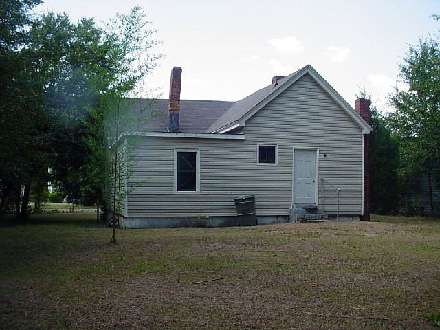 2nd image of 134 Sumter St NE