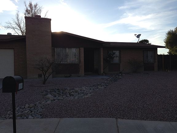 2nd image of 8000 E Almond Pl