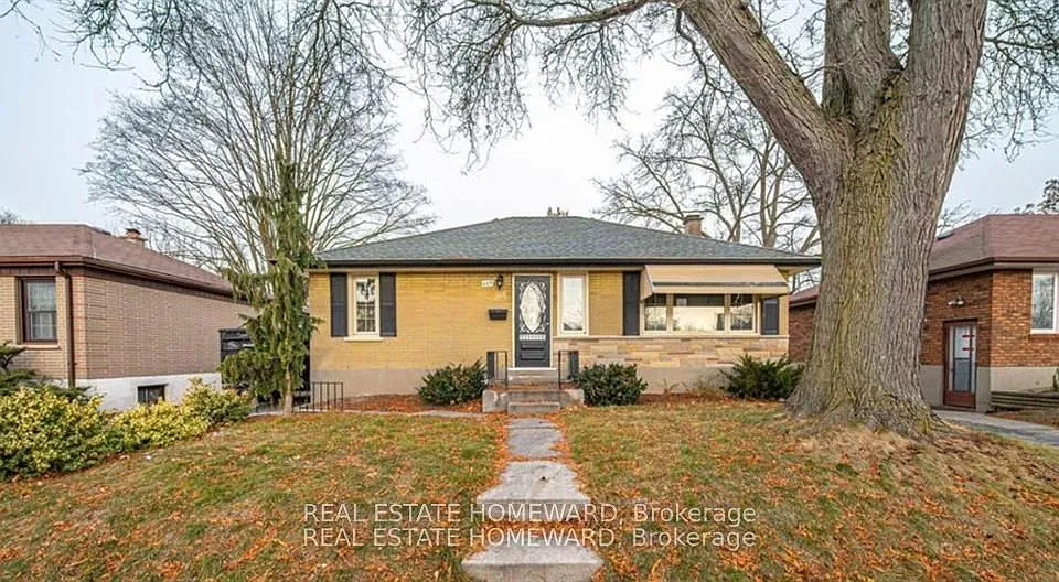 668 Harold Dr