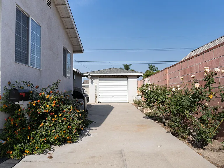 5801 Orange Ave — Photo 18